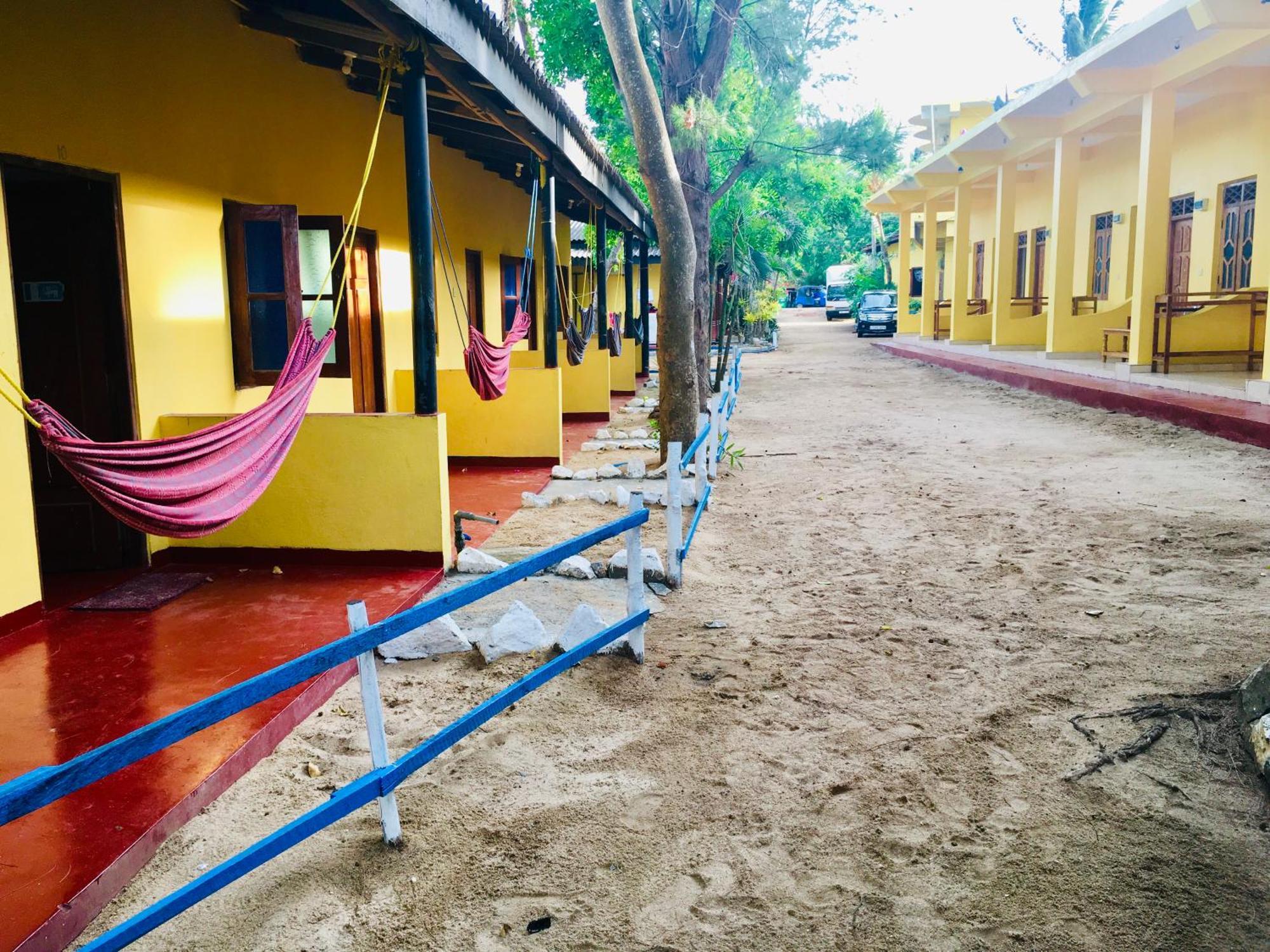 Shashini Beach Resort Arugam Bay Exterior photo